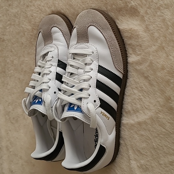 Samba OG shoes in Cloud White / Core Black / Size 6 Men / 7 Women - Picture 7 of 11